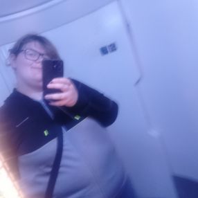 Celine, Babysitter in Güstrow
