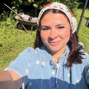 Mahzel, Babysitter in Hanau