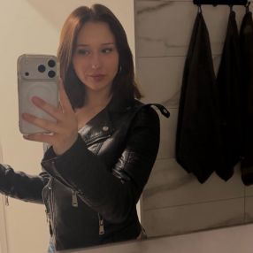Charleen, Babysitter in Hamburg