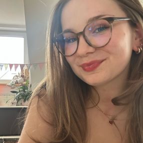 Lena, Babysitter in Hilden