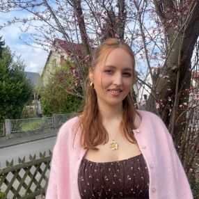 Lucy, Babysitter in Bad Nauheim