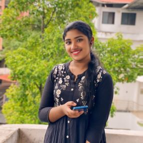 Priya, Babysitter in Witten