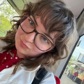 Laura, Babysitter in Nürnberg