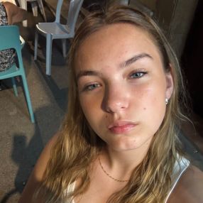 Olivia, Babysitter in Görlitz