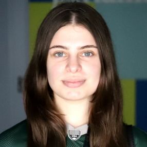 Edona, Babysitter in Gießen