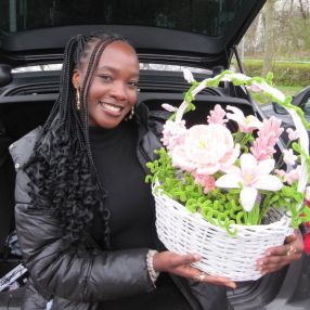 Kaxhina, Babysitter in Iserlohn