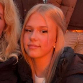 Emily, Babysitter in Geestland