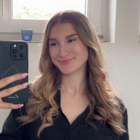 Vjosa, Babysitter in Bochum