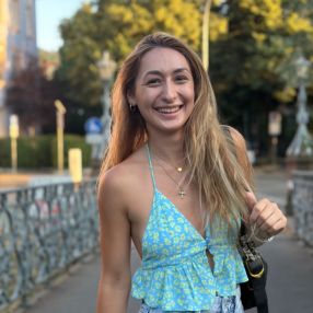 Tinatini, Babysitter in Freiburg im Breisgau