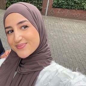 Rihab, Babysitter in Wuppertal