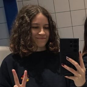 Sarah, Babysitter in Aldenhoven