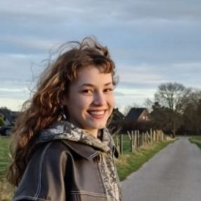 Nele, Babysitter in Schwalmtal