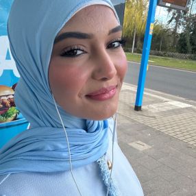 Nur, Babysitter in Salzgitter