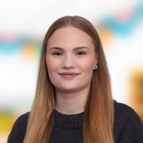 Romy, Babysitter in Kleve