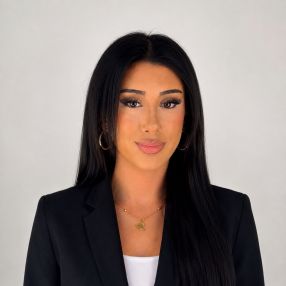 Fatima, Babysitter in Köln
