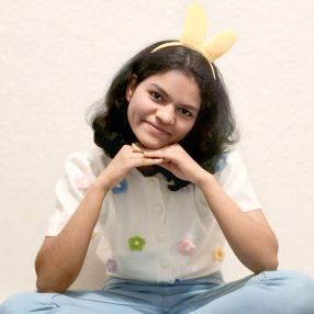 Aditi, Babysitter in Roth