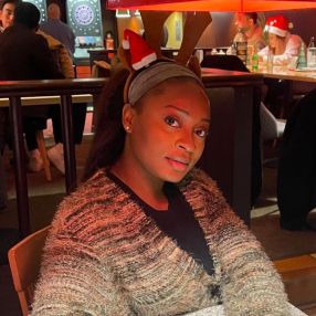 Chioma, Babysitter in Coburg