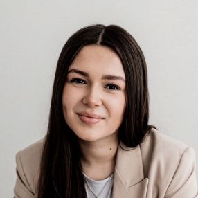 Nina, Babysitter in Oberhausen