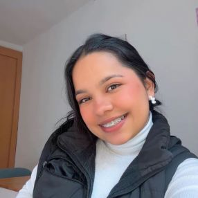 Estefania, Babysitter in Dresden