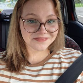 Theresia, Babysitter in Passau