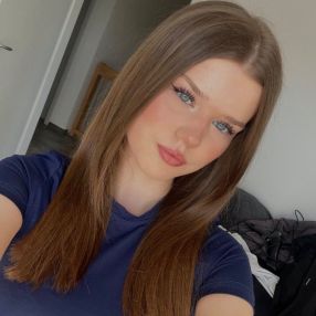 Alina, Babysitter in Jüchen