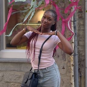 Megan, Babysitter in Alsdorf