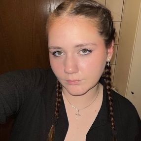 Kassandra, Babysitter in Lorsch