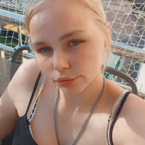 Leonie Michelle, Babysitter in Gotha