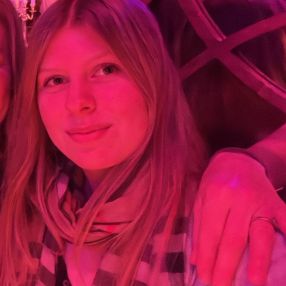 Vicky, Babysitter in Starnberg