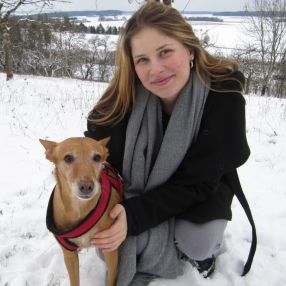Jasmina, Babysitter in Altheim (Alb)