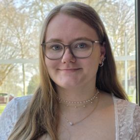Julia, Babysitter in Leverkusen