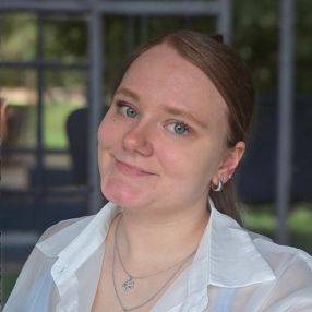 Julia, Babysitter in Leverkusen