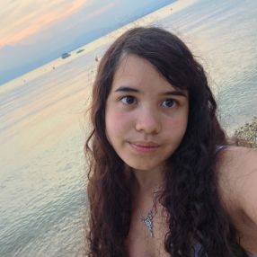 Suri, Babysitter in Wetzlar
