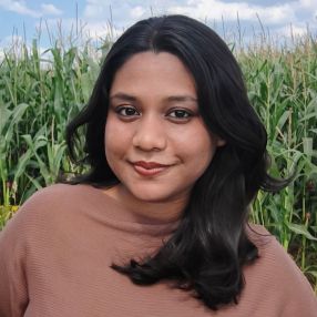 Sristi, Babysitter in Mettingen