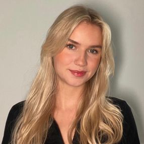 Hannah, Babysitter in Rösrath