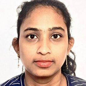 Leela Aneela, Babysitter in Oer-Erkenschwick