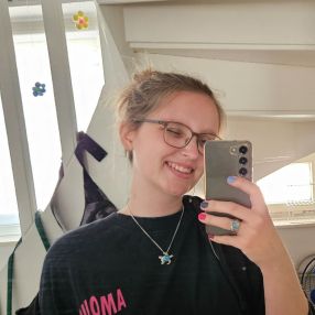 Alicia, Babysitter in Bergheim
