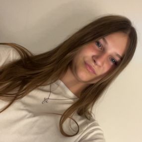 Mia, Babysitter in Lehrte
