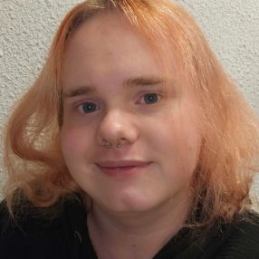 Quinn, Babysitter in Pattensen