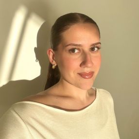 Yllka, Babysitter in Siegen
