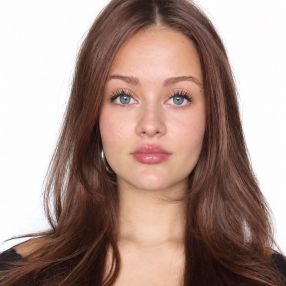 Helena, Babysitter in Oberursel (Taunus)