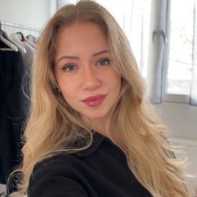 Lea, Babysitter in Dortmund