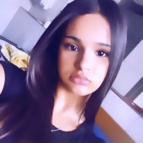 Mina, Babysitter in Dreieich