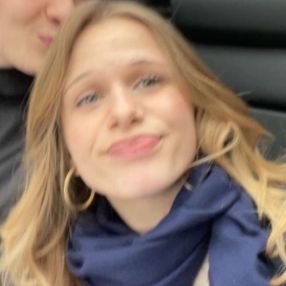 Finnja, Babysitter in Merzig