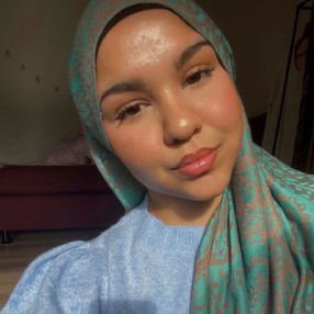 Iman, Babysitter in Neuwied