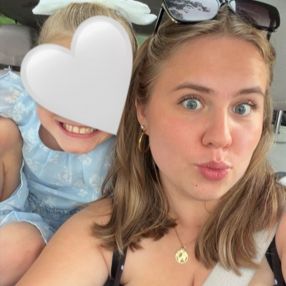 Pauline, Babysitter in Troisdorf