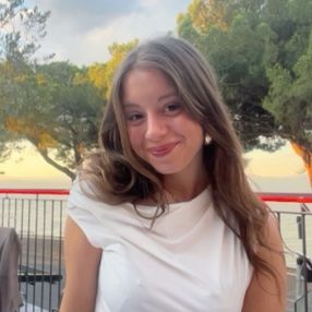 Alexandra, Babysitter in Kelkheim (Taunus)