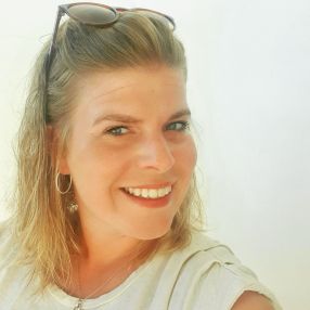 Julia, Babysitter in Vettweiß