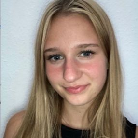 Anna, Babysitter in Mühlacker