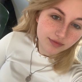 Julia, Babysitter in Eisenach